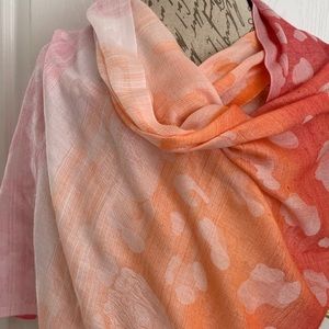 Raffle Scarf with Sculls